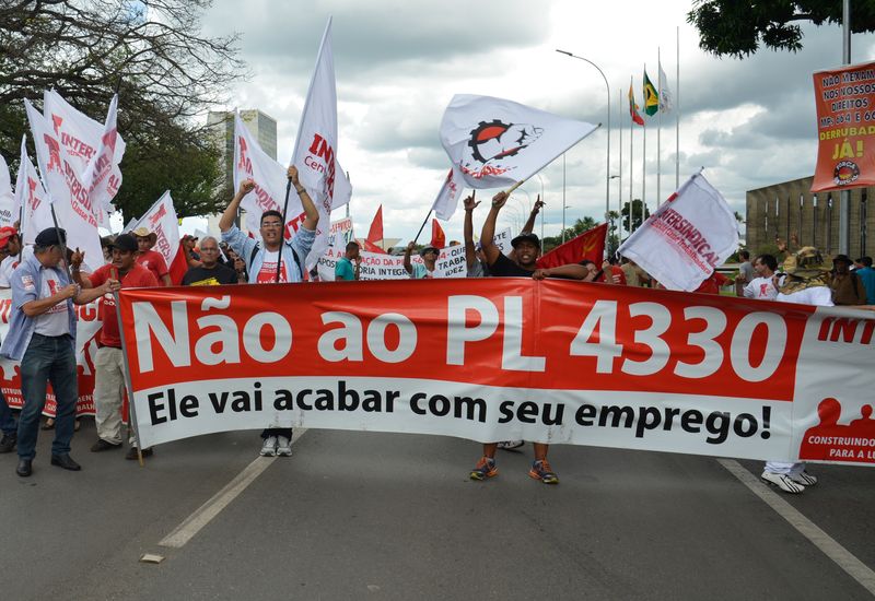 15 de abril é dia de paralisação nacional com protesto contra projeto da terceirização (Foto: Jacy Afonso) www.brasil247.com - 15 de abril é dia de paralisação nacional com protesto contra projeto da terceirização