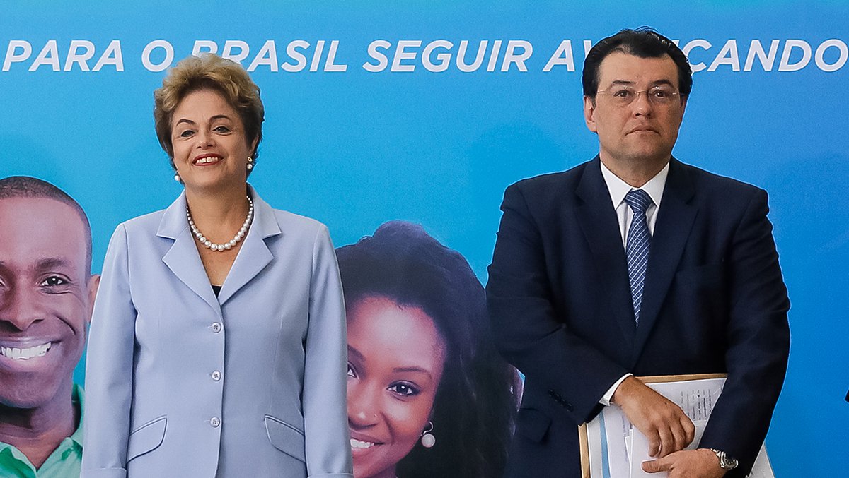 Brasília - DF, 11/08/2015. Presidenta Dilma Rousseff durante cerimônia de anúncio do Programa de Investimento em Energia Elétrica no Palácio do Planalto. Foto: Roberto Stuckert Filho/PR (Foto: Gisele Federicce) Brasília - DF, 11/08/2015. Presidenta Dilma Rousseff durante cerimônia de anúncio do Programa de Investimento em Energia Elétrica no Palácio do Planalto. Foto: Roberto Stuckert Filho/PR