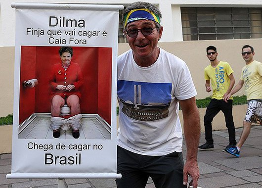 O ovo da serpente se apresenta cada vez mais frequentemente no nosso cotidiano, nas redes sociais, nas significativas demonstrações de intolerância, de ódio, de eliminação, do enforcamento... (Foto: Ideli Salvatti) O ovo da serpente se apresenta cada vez mais frequentemente no nosso cotidiano, nas redes sociais, nas significativas demonstrações de intolerância, de ódio, de eliminação, do enforcamento...