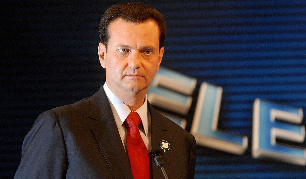 Partido Liberal, que pretende atrair dissidentes de vários partidos, será fundido com o PSD; com isso, o ex-prefeito Gilberto Kassab pretende comandar um partido do tamanho do PMDB, incorporado à base governista (Foto: Leonardo Attuch) Partido Liberal, que pretende atrair dissidentes de vários partidos, será fundido com o PSD; com isso, o ex-prefeito Gilberto Kassab pretende comandar um partido do tamanho do PMDB, incorporado à base governista