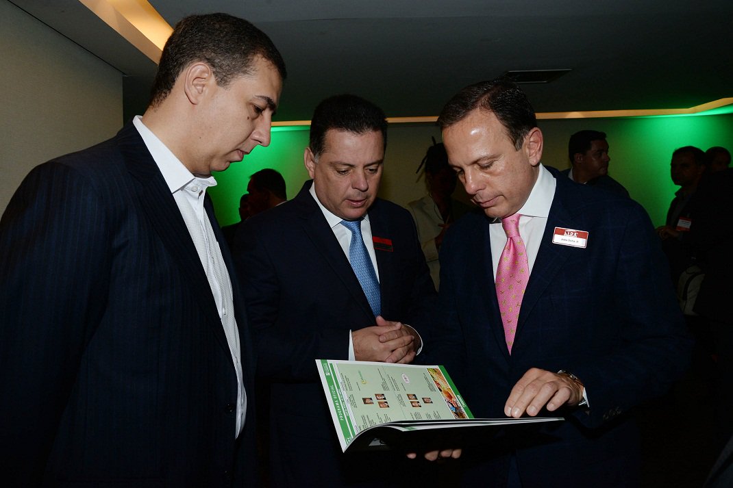 Abertura do 3� F�rum Brasileiro da Ind�stria de Alimentos, Jo�o Doria Jr, Vice Governador Jos� Eliton.
Foto: Wagnas Cabral
Data: 10.04.2015 (Foto: José Barbacena) Abertura do 3� F�rum Brasileiro da Ind�stria de Alimentos, Jo�o Doria Jr, Vice Governador Jos� Eliton.
Foto: Wagnas Cabral
Data: 10.04.2015
