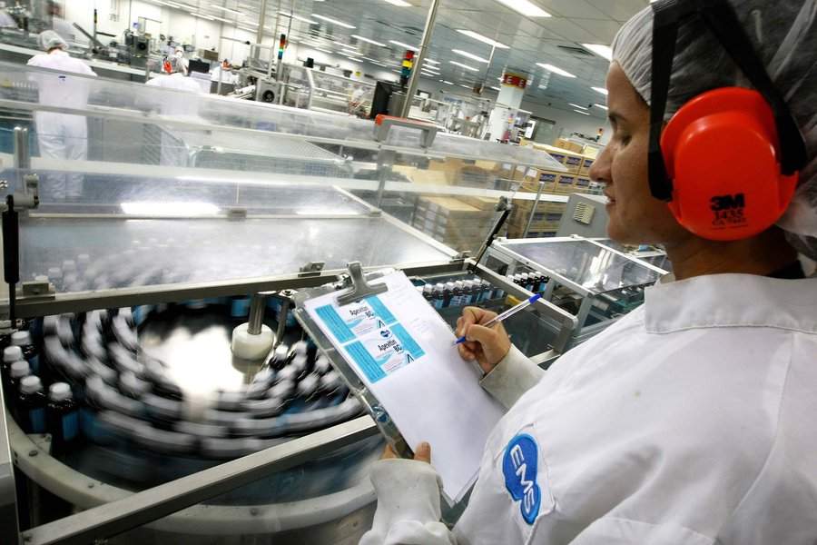 Projeção de queda do PIB do setor aumentou de 0,5% para 1,7%, segundo a Confederação Nacional da Indústria; estimativa do PIB total brasileiro também foi reduzida este ano, de 1% para 0,5% (Foto: Gisele Federicce) Projeção de queda do PIB do setor aumentou de 0,5% para 1,7%, segundo a Confederação Nacional da Indústria; estimativa do PIB total brasileiro também foi reduzida este ano, de 1% para 0,5%