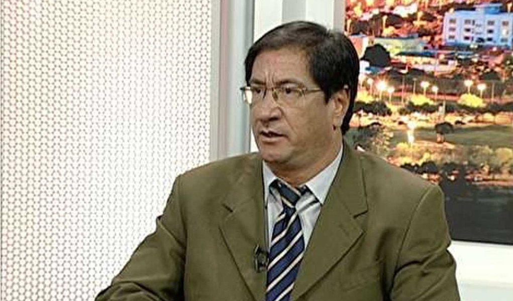 Candidato a governador pelo PRTB, Luís Cláudio, divulgou nota à imprensa em que anuncia a desistência de sua candidatura a governador; candidato reconhece que o pedido de registro de candidatura foi protocolado fora do prazo, razão que motivou o Tribunal Regional Eleitoral a rejeitar o Demonstrativo de Regularidade de Atos Partidários (Drap) do PRTB; Pleno manteve as candidaturas registradas antes da intervenção da executiva nacional; tempo do partido na propaganda eleitoral será dividido conforme a legislação eleitoral (Foto: Aquiles Lins) Candidato a governador pelo PRTB, Luís Cláudio, divulgou nota à imprensa em que anuncia a desistência de sua candidatura a governador; candidato reconhece que o pedido de registro de candidatura foi protocolado fora do prazo, razão que motivou o Tribunal Regional Eleitoral a rejeitar o Demonstrativo de Regularidade de Atos Partidários (Drap) do PRTB; Pleno manteve as candidaturas registradas antes da intervenção da executiva nacional; tempo do partido na propaganda eleitoral será dividido conforme a legislação eleitoral