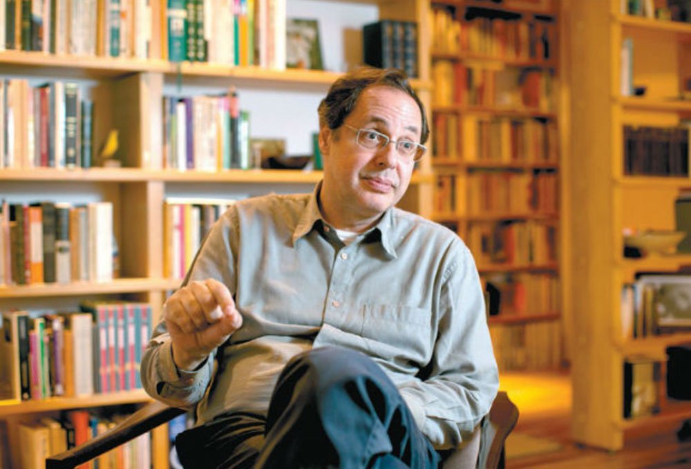Eduardo Giannetti, atual assessor econômico da presidenciável Marina Silva (PSB), sai em sua defesa contra “uma brigada de colunistas, blogueiros e franco atiradores”, que levantaram na internet dúvidas sobre o lado "fundamentalista" e "criacionista" da candidata: “O seu respeito pelo Estado laico é irretocável” (Foto: Roberta Namour) Eduardo Giannetti, atual assessor econômico da presidenciável Marina Silva (PSB), sai em sua defesa contra “uma brigada de colunistas, blogueiros e franco atiradores”, que levantaram na internet dúvidas sobre o lado "fundamentalista" e "criacionista" da candidata: “O seu respeito pelo Estado laico é irretocável”