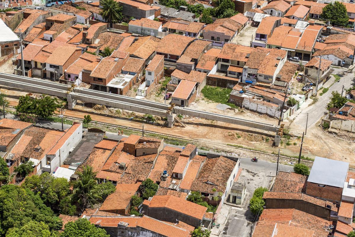 Em audiência pública, moradores de comunidades atingidas pelas obras do VLT, reivindicaram retorno das obras e reajuste dos alugueis sociais e indenizações (Foto: Fatima 247) Em audiência pública, moradores de comunidades atingidas pelas obras do VLT, reivindicaram retorno das obras e reajuste dos alugueis sociais e indenizações