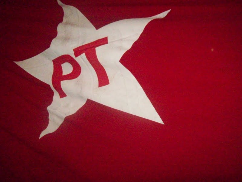 A sociedade brasileira às vezes parece não perceber o perigo e o risco que representa a continuidade e a permanência do Partido dos Trabalhadores no poder, especialmente na Presidência da República, por mais quatro anos (Foto: Thelma de Oliveira) A sociedade brasileira às vezes parece não perceber o perigo e o risco que representa a continuidade e a permanência do Partido dos Trabalhadores no poder, especialmente na Presidência da República, por mais quatro anos