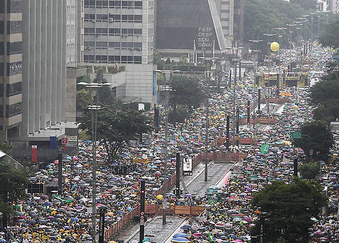Trabalhos acadêmicos futuros mostrarão como o fenômeno de 15 de março de 2015 foi construído pelos grandes veículos (Foto: Guilherme Scalzilli) www.brasil247.com - Trabalhos acadêmicos futuros mostrarão como o fenômeno de 15 de março de 2015 foi construído pelos grandes veículos