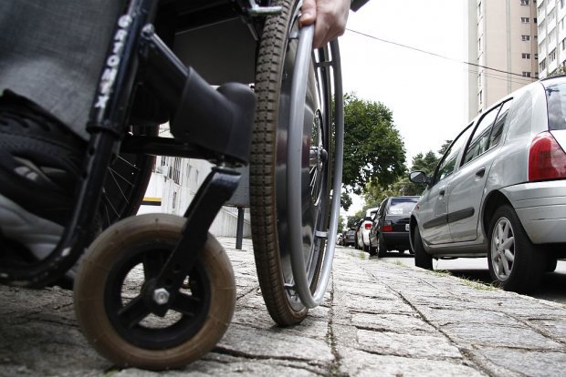 Estamos bem perto de concluir mais uma missão voltada à inclusão e à igualdade, e de transformar para melhor a vida de mais de 45 milhões de brasileiros que possuem algum tipo de deficiência (Foto: Paulo Paim) Estamos bem perto de concluir mais uma missão voltada à inclusão e à igualdade, e de transformar para melhor a vida de mais de 45 milhões de brasileiros que possuem algum tipo de deficiência