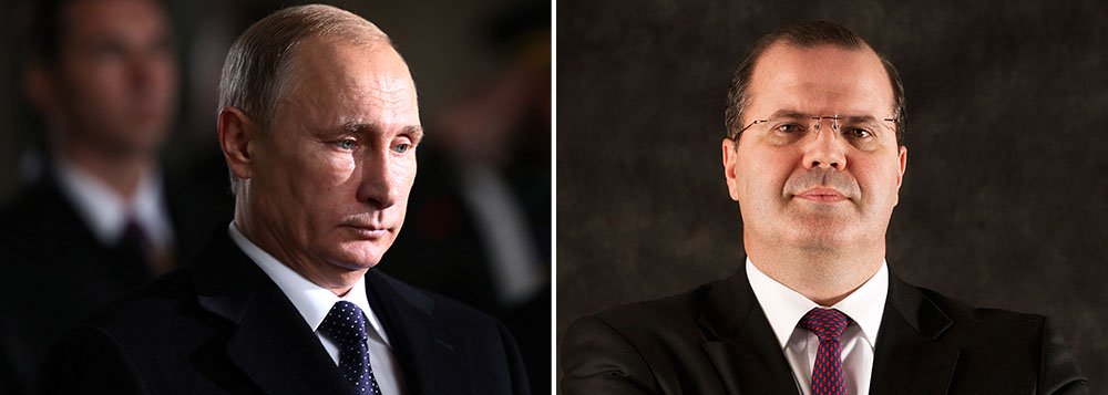 Alta inesperada dos juros na Rússia, de 10,5% para 17%, é interpretada por analistas econômicos como uma decisão de grande impacto global; medida tomada pela equipe econômica de Vladimir Putin visava estancar a queda do rublo, afetada pela redução drástica dos preços do petróleo, o principal produto de exportação da Rússia; como, no Brasil, o real também foi afetado, chegando a R$ 2,76, analistas esperam uma alta maior dos juros, nas próximas reuniões do Copom, comandado por Alexandre Tombini, para evitar impactos inflacionários (Foto: Leonardo Attuch) Alta inesperada dos juros na Rússia, de 10,5% para 17%, é interpretada por analistas econômicos como uma decisão de grande impacto global; medida tomada pela equipe econômica de Vladimir Putin visava estancar a queda do rublo, afetada pela redução drástica dos preços do petróleo, o principal produto de exportação da Rússia; como, no Brasil, o real também foi afetado, chegando a R$ 2,76, analistas esperam uma alta maior dos juros, nas próximas reuniões do Copom, comandado por Alexandre Tombini, para evitar impactos inflacionários