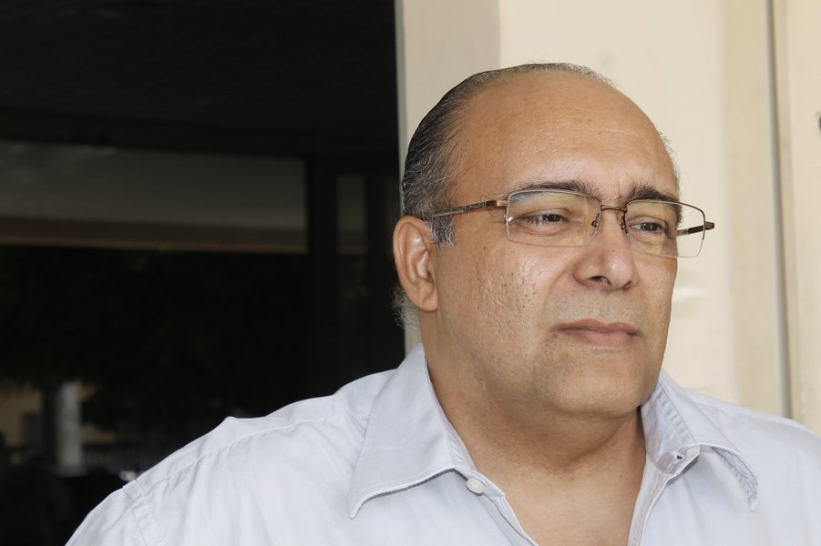 O Ministério Público Estadual baixou portaria criando o Grupo Especial de Gerenciamento de Crises Sociais para acompanhar a manifestação convocada pelas redes sociais, para domingo (15), em Fortaleza, a fim evitar atos de violência. O grupo será coordenado pelo promotor de Humberto Ibiapina. Sobre o ato das centrais sindicais e movimentos sociais, previstos para o dia de amanhã (13), o promotor informou que também deverá haver acompanhamento, embora a portaria não trate sobre o assunto, segundo as informações divulgadas pela assessoria de imprensa do MP (Foto: Fatima 247) O Ministério Público Estadual baixou portaria criando o Grupo Especial de Gerenciamento de Crises Sociais para acompanhar a manifestação convocada pelas redes sociais, para domingo (15), em Fortaleza, a fim evitar atos de violência. O grupo será coordenado pelo promotor de Humberto Ibiapina. Sobre o ato das centrais sindicais e movimentos sociais, previstos para o dia de amanhã (13), o promotor informou que também deverá haver acompanhamento, embora a portaria não trate sobre o assunto, segundo as informações divulgadas pela assessoria de imprensa do MP