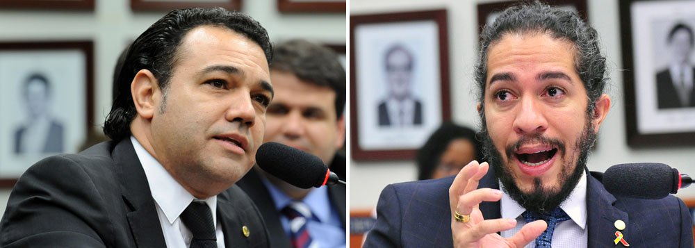 A disputa pela presidência da Comissão de Direitos Humanos e Minorias (CDHM) da Câmara dos Deputados parece estar chegando ao fim. Sem conseguir viabilizar uma candidatura avulsa para fazer frente ao indicado oficial, o deputado Paulo Pimenta (PT-RS), a bancada evangélica deverá indicar o Pastor Marco Feliciano (PSC-SP) para uma das vice-presidências da comissãoA outra vice-presidência deverá ser ocupada pelo deputado Jean Wyllis (PSOL-RJ), que atua em favor do movimento LGBT e é adversário político de Feliciano. (Foto: Paulo Emílio) A disputa pela presidência da Comissão de Direitos Humanos e Minorias (CDHM) da Câmara dos Deputados parece estar chegando ao fim. Sem conseguir viabilizar uma candidatura avulsa para fazer frente ao indicado oficial, o deputado Paulo Pimenta (PT-RS), a bancada evangélica deverá indicar o Pastor Marco Feliciano (PSC-SP) para uma das vice-presidências da comissãoA outra vice-presidência deverá ser ocupada pelo deputado Jean Wyllis (PSOL-RJ), que atua em favor do movimento LGBT e é adversário político de Feliciano.