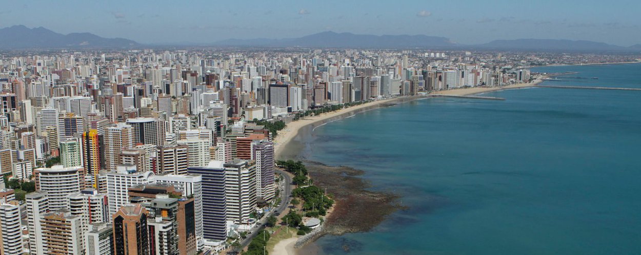 O número aponta um crescimento de 5% em relação ao mesmo período do ano passado. De acordo com a Setur, R$ 64 milhões serão gerados em receita direta para a economia do Estado. A serra de Guaramiranga e as praias de Canoa Quebrada, Jericoacoara e Camocim estão entre as localidades mais procuradas por turistas. Taxa de ocupação hoteleira deve ficar em 77%. Confira também a balneabilidade do litoral para o feriado (Foto: Rodrigo Rocha) O número aponta um crescimento de 5% em relação ao mesmo período do ano passado. De acordo com a Setur, R$ 64 milhões serão gerados em receita direta para a economia do Estado. A serra de Guaramiranga e as praias de Canoa Quebrada, Jericoacoara e Camocim estão entre as localidades mais procuradas por turistas. Taxa de ocupação hoteleira deve ficar em 77%. Confira também a balneabilidade do litoral para o feriado
