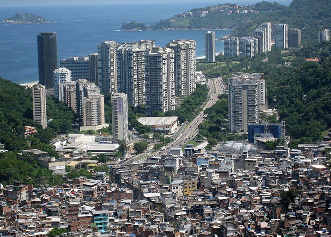 A elite dominante até reconhece as desigualdades, mas repudia, refuta e se nega a praticar qualquer tipo de ato político em favor do combate a elas (Foto: Luiz Flávio Gomes) A elite dominante até reconhece as desigualdades, mas repudia, refuta e se nega a praticar qualquer tipo de ato político em favor do combate a elas