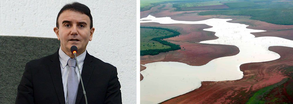 Projeto de Lei do deputado Eduardo Siqueira Campos (PTB) contempla consumidores de três áreas: Público, Jurídico de Direito Privado e Pessoa Física; segundo a propostai, seriam premiados pelo Parlamento Estadual em sessão ordinária e com divulgação na imprensa local, os consumidores que comprovarem a economia de água de ao menos 25% a cada trimestre (3º lugar); 30% (2º Lugar) e até 35% de economia no trimestre para o primeiro lugar; proposta também prevê que todos os premiados terão seus nomes inseridos nos fatos históricos da Assembleia Legislativa (Foto: Aquiles Lins) Projeto de Lei do deputado Eduardo Siqueira Campos (PTB) contempla consumidores de três áreas: Público, Jurídico de Direito Privado e Pessoa Física; segundo a propostai, seriam premiados pelo Parlamento Estadual em sessão ordinária e com divulgação na imprensa local, os consumidores que comprovarem a economia de água de ao menos 25% a cada trimestre (3º lugar); 30% (2º Lugar) e até 35% de economia no trimestre para o primeiro lugar; proposta também prevê que todos os premiados terão seus nomes inseridos nos fatos históricos da Assembleia Legislativa