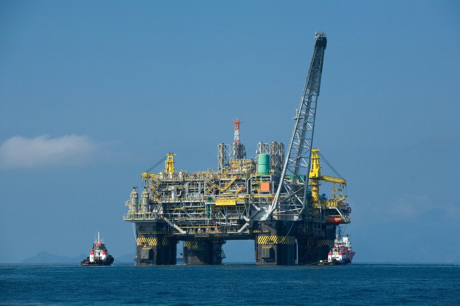 A declaração de Marina Silva de que vai desacelerar a exploração de petróleo da camada do pré-sal, caso seja eleita para a presidência da república, deixou o país em alerta (Foto: Marcelo Sereno) A declaração de Marina Silva de que vai desacelerar a exploração de petróleo da camada do pré-sal, caso seja eleita para a presidência da república, deixou o país em alerta