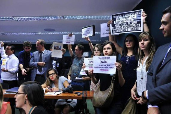Estamos diante de um Congresso que vive um oba-oba reacionário e constitui a maior ameaça que já se viu até hoje à Constituição Cidadã (Foto: Antonio Lassance) Estamos diante de um Congresso que vive um oba-oba reacionário e constitui a maior ameaça que já se viu até hoje à Constituição Cidadã