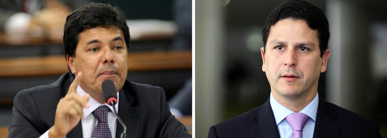 A oposição fez críticas severas à decisão da presidente Dilma Rousseff de transferir a articulação política de seu governo ao vice-presidente, Michel Temer; para o líder do DEM, deputado Mendonça Filho (PE), a presidente abriu mão de comandar um posto estratégico do governo; o líder da Minoria, deputado Bruno Araújo (PE), afirmou que Temer foi indicado ministro por exclusão, já que os demais candidatos sondados não aceitaram a indicação (Foto: Valter Lima) A oposição fez críticas severas à decisão da presidente Dilma Rousseff de transferir a articulação política de seu governo ao vice-presidente, Michel Temer; para o líder do DEM, deputado Mendonça Filho (PE), a presidente abriu mão de comandar um posto estratégico do governo; o líder da Minoria, deputado Bruno Araújo (PE), afirmou que Temer foi indicado ministro por exclusão, já que os demais candidatos sondados não aceitaram a indicação
