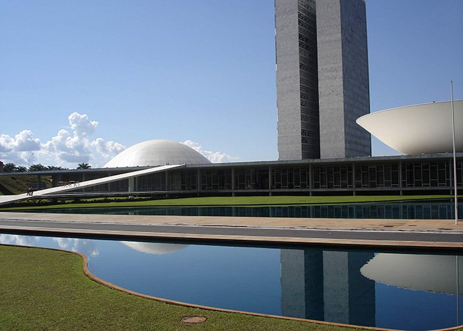 Esse atual sistema político é arcaico. Enquanto não houver uma mudança efetiva em suas estruturas, outros setores jamais mudarão (Foto: Isac Mota) Esse atual sistema político é arcaico. Enquanto não houver uma mudança efetiva em suas estruturas, outros setores jamais mudarão