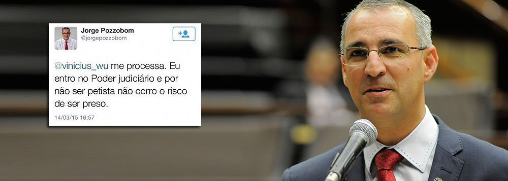 Em um "bate-boca" com militantes petistas, o deputado estadual Jorge Pozzobom (PSDB-RS) afirmou, via Twitter, que "alguém que não seja ameaçado de morte ou morto como o Celso Daniel possa trazer por delação a mega lista do PT", em referência a petistas envolvidos nas investigações da Operação Lava Jato; após essa declaração, o parlamentar foi advertido de que calúnia é crime, e respondeu: "Me processa. Eu entro no Poder judiciário e por não ser petista não corro o risco de ser preso" (Foto: Leonardo Lucena) www.brasil247.com - Em um "bate-boca" com militantes petistas, o deputado estadual Jorge Pozzobom (PSDB-RS) afirmou, via Twitter, que "alguém que não seja ameaçado de morte ou morto como o Celso Daniel possa trazer por delação a mega lista do PT", em referência a petistas envolvidos nas investigações da Operação Lava Jato; após essa declaração, o parlamentar foi advertido de que calúnia é crime, e respondeu: "Me processa. Eu entro no Poder judiciário e por não ser petista não corro o risco de ser preso"