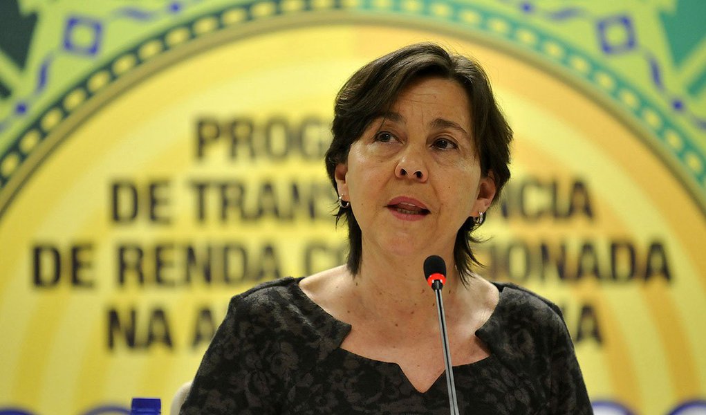 "O nível de preconceito que emergiu na sociedade neste período pós-eleitoral é algo assustador", afirma a ministra Tereza Campello; em entrevista, ela fala sobre o atual estágio das políticas sociais no Brasil e aponta as prioridades do Ministério do Desenvolvimento Social e Combate à Fome para o próximo período (Foto: Gisele Federicce) "O nível de preconceito que emergiu na sociedade neste período pós-eleitoral é algo assustador", afirma a ministra Tereza Campello; em entrevista, ela fala sobre o atual estágio das políticas sociais no Brasil e aponta as prioridades do Ministério do Desenvolvimento Social e Combate à Fome para o próximo período