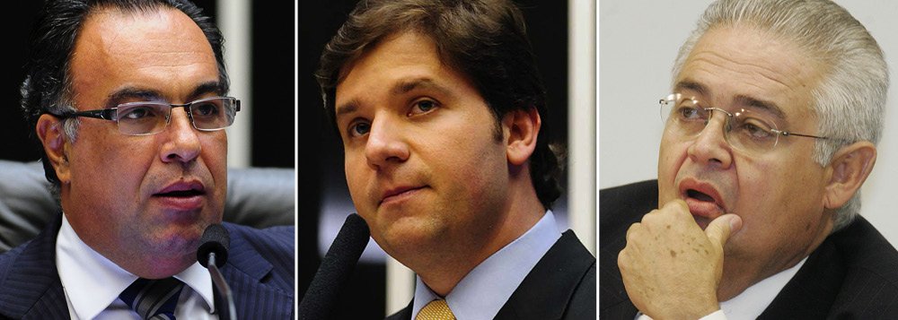 Começam a ser ouvidos neste sábado 11 os presos que receberam mandados de prisão temporária, cujo prazo vence em cinco dias; os ex-deputados André Vargas, Luiz Argôlo e Pedro Corrêa devem ser ouvidos na próxima semana (Foto: Gisele Federicce) Começam a ser ouvidos neste sábado 11 os presos que receberam mandados de prisão temporária, cujo prazo vence em cinco dias; os ex-deputados André Vargas, Luiz Argôlo e Pedro Corrêa devem ser ouvidos na próxima semana