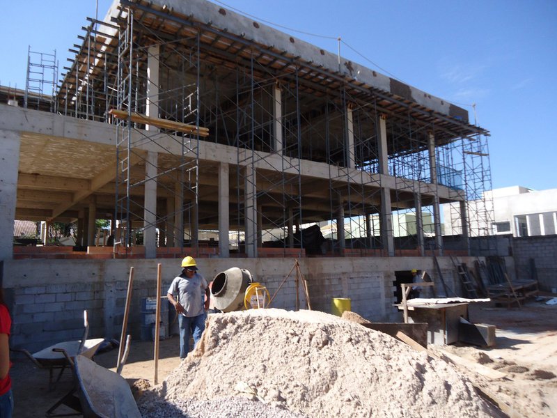 O Sinduscon lançou, na manhã desta quarta-feira, o Programa Qualidade de Vida na Construção 2015. O principal tema deste ano é “Saúde do Coração e Cidadania”. O programa pretende levar ações de conscientização e orientação sobre a prevenção de doenças cardíacas para os cerca de 90 mil operários da construção civil no Ceará (Foto: Fatima 247) O Sinduscon lançou, na manhã desta quarta-feira, o Programa Qualidade de Vida na Construção 2015. O principal tema deste ano é “Saúde do Coração e Cidadania”. O programa pretende levar ações de conscientização e orientação sobre a prevenção de doenças cardíacas para os cerca de 90 mil operários da construção civil no Ceará