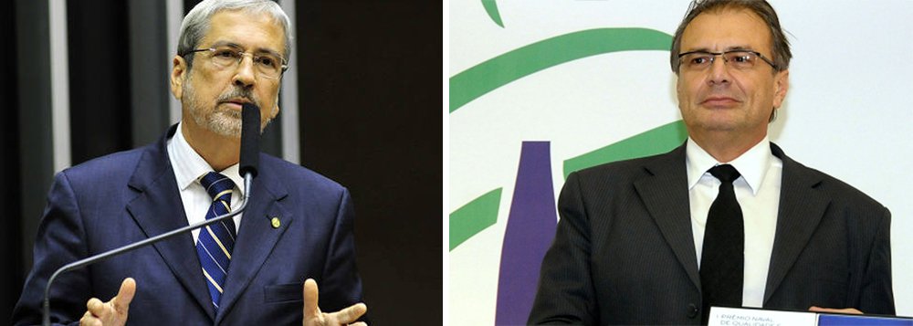 Vice-presidente da CPI da Petrobras, o deputado Antonio Imbassahy (PSDB) está em Brasília desde sábado (7) se 'preparando' para sessão de terça-feira (10), quando o ex-diretor da estatal Pedro Barusco será ouvido; "Estou pesquisando tudo relacionado à vida profissional de Pedro Barusco, porque estamos certos de que ele tem muito a informar a respeito da roubalheira praticada na estatal. Foi ele quem informou sobre o pagamento de propina ao PT, em contratos da estatal, estimada entre US$ 150 milhões e US$ 200 milhões", diz o tucano (Foto: Romulo Faro) Vice-presidente da CPI da Petrobras, o deputado Antonio Imbassahy (PSDB) está em Brasília desde sábado (7) se 'preparando' para sessão de terça-feira (10), quando o ex-diretor da estatal Pedro Barusco será ouvido; "Estou pesquisando tudo relacionado à vida profissional de Pedro Barusco, porque estamos certos de que ele tem muito a informar a respeito da roubalheira praticada na estatal. Foi ele quem informou sobre o pagamento de propina ao PT, em contratos da estatal, estimada entre US$ 150 milhões e US$ 200 milhões", diz o tucano