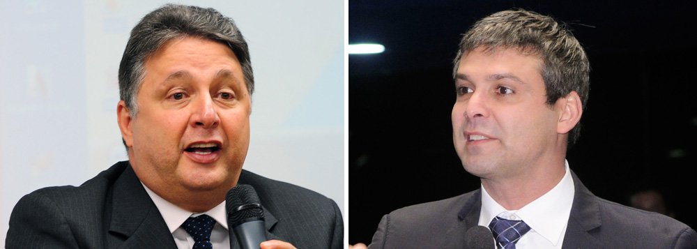 Ao provocar o senador LindBerg Farias (PT), o candidato ao governo do Rio pelo PR, Anthony Garotinho, disse ter ficado surpreso no debate da Rede TV!, "quando Lindbergh disse que quem não quiser votar nele pode escolher Crivella ou o Professor Tarcísio"; "Quando um candidato chega a esse ponto é porque sabe que o barco já está afundando. Com entrada de Marina Silva na disputa, Lindbergh alimentou a esperança de crescer com o apoio dela. Porém, Marina veio ao Rio e nem quis a presença de Lindbergh na sua agenda de campanha. Agora está num beco sem saída", afirmou Garotinho (Foto: Leonardo Lucena) Ao provocar o senador LindBerg Farias (PT), o candidato ao governo do Rio pelo PR, Anthony Garotinho, disse ter ficado surpreso no debate da Rede TV!, "quando Lindbergh disse que quem não quiser votar nele pode escolher Crivella ou o Professor Tarcísio"; "Quando um candidato chega a esse ponto é porque sabe que o barco já está afundando. Com entrada de Marina Silva na disputa, Lindbergh alimentou a esperança de crescer com o apoio dela. Porém, Marina veio ao Rio e nem quis a presença de Lindbergh na sua agenda de campanha. Agora está num beco sem saída", afirmou Garotinho