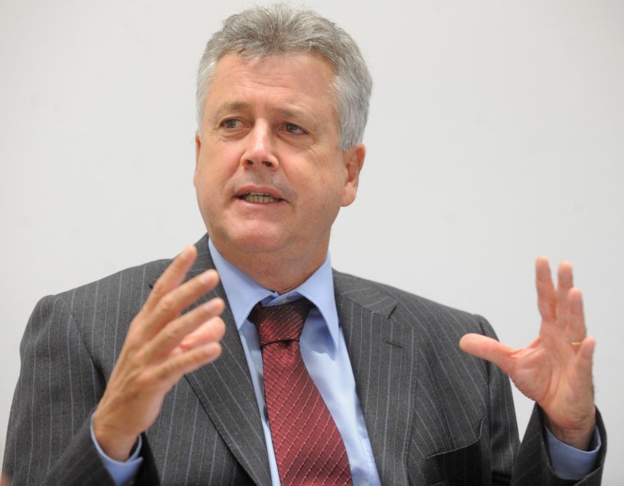 O governador eleito, Rodrigo Rollemberg, é socialista e, infere-se, republicano e democrata profundo. Pelo discurso, programa e campanha apresentados, está visceralmente comprometido com a democracia participativa (Foto: Ricardo Attuch) O governador eleito, Rodrigo Rollemberg, é socialista e, infere-se, republicano e democrata profundo. Pelo discurso, programa e campanha apresentados, está visceralmente comprometido com a democracia participativa