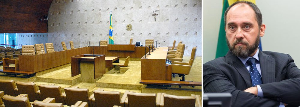 Advogado-geral da União, Luís Inácio Adams teria cancelado de última hora a participação em seminário realizado ontem em Washington a pedido da presidente Dilma Rousseff; imprevisto é interpretado como um sinal de que teria sido escolhido para o Supremo Tribunal Federal (STF), na vaga de Joaquim Barbosa (Foto: Roberta Namour) Advogado-geral da União, Luís Inácio Adams teria cancelado de última hora a participação em seminário realizado ontem em Washington a pedido da presidente Dilma Rousseff; imprevisto é interpretado como um sinal de que teria sido escolhido para o Supremo Tribunal Federal (STF), na vaga de Joaquim Barbosa