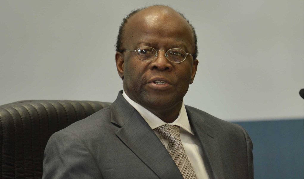 Ex-presidente do Supremo Tribunal Federal Joaquim Barbosa será homenageado nesta quarta-feira (26) pela Câmara dos Deputados, com a condecoração da "Medalha Mérito Legislativo"; ele, porém, informou à Casa que não comparecerá à cerimônia, sendo representado por seu irmão; soberba ou desdém? (Foto: Valter Lima) Ex-presidente do Supremo Tribunal Federal Joaquim Barbosa será homenageado nesta quarta-feira (26) pela Câmara dos Deputados, com a condecoração da "Medalha Mérito Legislativo"; ele, porém, informou à Casa que não comparecerá à cerimônia, sendo representado por seu irmão; soberba ou desdém?