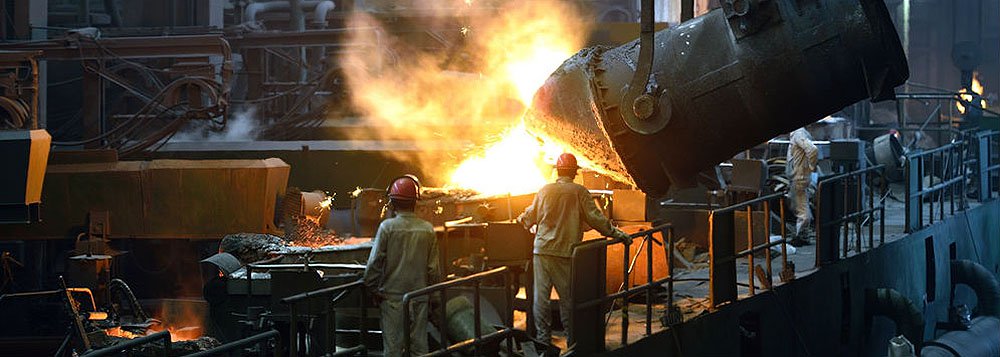A produção industrial cresceu em sete dos 14 locais pesquisados pelo Instituto Brasileiro de Geografia e Estatística (IBGE) na passagem de dezembro do ano passado para janeiro deste ano; a maior alta foi observada no estado de Pernambuco (13,5%), de acordo com a Pesquisa Industrial Mensal – Produção Física Regional (Foto: Paulo Emílio) A produção industrial cresceu em sete dos 14 locais pesquisados pelo Instituto Brasileiro de Geografia e Estatística (IBGE) na passagem de dezembro do ano passado para janeiro deste ano; a maior alta foi observada no estado de Pernambuco (13,5%), de acordo com a Pesquisa Industrial Mensal – Produção Física Regional