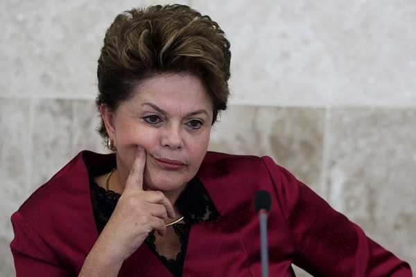 Protestar é da democracia. O que não faz sentido é aqueles que lutaram contra a ditadura adotarem agora a agenda da direita, recuperarem Carlos Lacerda e investirem numa estratégia golpista (Foto: Paulo Teixeira) Protestar é da democracia. O que não faz sentido é aqueles que lutaram contra a ditadura adotarem agora a agenda da direita, recuperarem Carlos Lacerda e investirem numa estratégia golpista