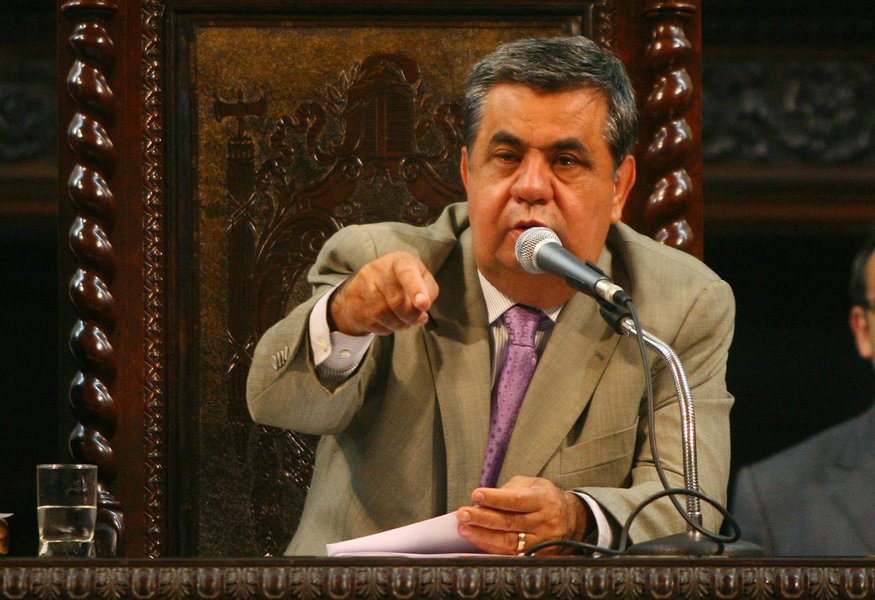 De volta à Assembleia Legislativa (Alerj) após um hiato de quatro anos, o presidente regional do partido, Jorge Picciani, vem colidindo internamente com os interesses do grupo que inclui o governador Luiz Fernando Pezão, o ex-governador Sérgio Cabral e o prefeito do Rio, Eduardo Paes (Foto: Gisele Federicce) De volta à Assembleia Legislativa (Alerj) após um hiato de quatro anos, o presidente regional do partido, Jorge Picciani, vem colidindo internamente com os interesses do grupo que inclui o governador Luiz Fernando Pezão, o ex-governador Sérgio Cabral e o prefeito do Rio, Eduardo Paes