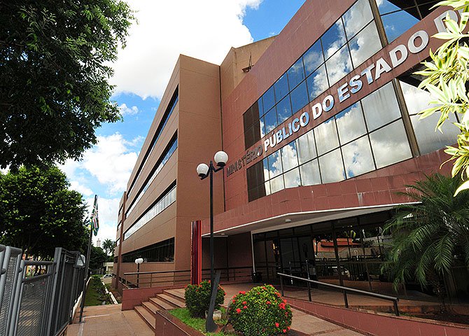 Promotores públicos de Goiânia pregam o golpe baseando-se num falsário da história (Foto: Dom Orvandil) Promotores públicos de Goiânia pregam o golpe baseando-se num falsário da história