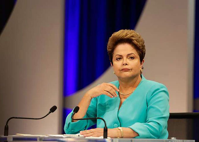 A pergunta que qualquer pessoa intelectualmente honesta deve se fazer é se com esse perfil político do eleitorado, ainda que vitoriosa nas urnas, Dilma teria condições de governar o Brasil? (Foto: Alberto Goldman) A pergunta que qualquer pessoa intelectualmente honesta deve se fazer é se com esse perfil político do eleitorado, ainda que vitoriosa nas urnas, Dilma teria condições de governar o Brasil?