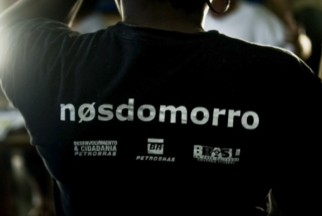 Problemas financeiros e denúncias contra a estatal podem respingar na área cultural, que nada tem a ver com petróleo; classe artística teme que diminua ainda mais em 2015 o patrocínio da empresa a projetos culturais, montante que já vem caindo há vários anos; em 2013, o valor destinado foi menor do que a metade de 2006 (Foto: Gisele Federicce) Problemas financeiros e denúncias contra a estatal podem respingar na área cultural, que nada tem a ver com petróleo; classe artística teme que diminua ainda mais em 2015 o patrocínio da empresa a projetos culturais, montante que já vem caindo há vários anos; em 2013, o valor destinado foi menor do que a metade de 2006