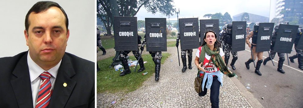 Depois que o presidente do PSDB-PR, Valdir Rossoni, pediu sua cabeça em nota, secretário de Segurança do Estado, Fernando Francischini, muda postura para se manter no cargo e condena a violência da PM contra professores: "Não tem justificativa. Nós lamentamos, as imagens são terríveis. Nunca imaginávamos que ia acabar nisso"; ele prometeu uma "apuração rigorosa", com acompanhamento do Ministério Público; apontado por inimigos como 'fascischini', ele é pressionado pela mídia a assumir a responsabilidade pelo ato para 'salvar' a pele do governador tucano Beto Richa (Foto: Roberta Namour) Depois que o presidente do PSDB-PR, Valdir Rossoni, pediu sua cabeça em nota, secretário de Segurança do Estado, Fernando Francischini, muda postura para se manter no cargo e condena a violência da PM contra professores: "Não tem justificativa. Nós lamentamos, as imagens são terríveis. Nunca imaginávamos que ia acabar nisso"; ele prometeu uma "apuração rigorosa", com acompanhamento do Ministério Público; apontado por inimigos como 'fascischini', ele é pressionado pela mídia a assumir a responsabilidade pelo ato para 'salvar' a pele do governador tucano Beto Richa