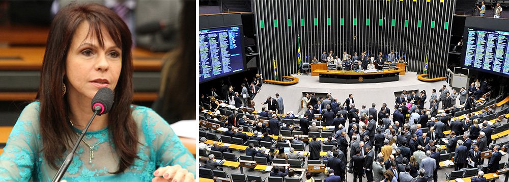 Câmara deve votar nesta terça-feira, 14, as emendas ao texto-base do Projeto de Lei 4330, que regulamenta a ampliação da terceirização de trabalhadores; única parlamentar do Tocantins a votar contra a matéria, a deputada Professora Dorinha apresentou emenda que veta a terceirização dos profissionais da educação; "Caso haja a terceirização na educação, haverá uma grande perda no que diz respeito à relação professor e aluno. Ele perderá a relação de confiança também com os pais desses alunos, com o projeto pedagógico e com a própria escola, pois esse educador poderá ser trocado a qualquer tempo e isso poderá prejudicar a qualidade do ensino", afirmou (Foto: Aquiles Lins) Câmara deve votar nesta terça-feira, 14, as emendas ao texto-base do Projeto de Lei 4330, que regulamenta a ampliação da terceirização de trabalhadores; única parlamentar do Tocantins a votar contra a matéria, a deputada Professora Dorinha apresentou emenda que veta a terceirização dos profissionais da educação; "Caso haja a terceirização na educação, haverá uma grande perda no que diz respeito à relação professor e aluno. Ele perderá a relação de confiança também com os pais desses alunos, com o projeto pedagógico e com a própria escola, pois esse educador poderá ser trocado a qualquer tempo e isso poderá prejudicar a qualidade do ensino", afirmou