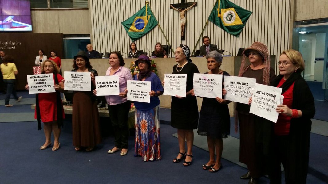 As comemorações do Dia Internacional da Mulher prosseguem, pelo dia de hoje. Em Fortaleza, pela manhã, a Assembleia Legislativa promoveu sessão solene, presidida pelas deputadas Fernanda Pessoa e Augusta Brito, com a presença da vice governadora Isolda Cela e de representantes dos movimentos sociais. À noite, a partir das 19:30h haverá sessão solene na Câmara Municipal de Fortaleza (Foto: Fatima 247) As comemorações do Dia Internacional da Mulher prosseguem, pelo dia de hoje. Em Fortaleza, pela manhã, a Assembleia Legislativa promoveu sessão solene, presidida pelas deputadas Fernanda Pessoa e Augusta Brito, com a presença da vice governadora Isolda Cela e de representantes dos movimentos sociais. À noite, a partir das 19:30h haverá sessão solene na Câmara Municipal de Fortaleza