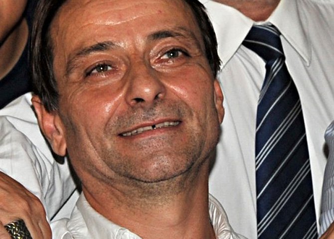 Em termos legais, a balança pende acentuadamente para o lado dos patronos de Battisti e da Advocacia Geral da União, que já anunciou sua decisão de participar do caso, defendendo as prerrogativas presidenciais (Foto: Celso Lungaretti) Em termos legais, a balança pende acentuadamente para o lado dos patronos de Battisti e da Advocacia Geral da União, que já anunciou sua decisão de participar do caso, defendendo as prerrogativas presidenciais