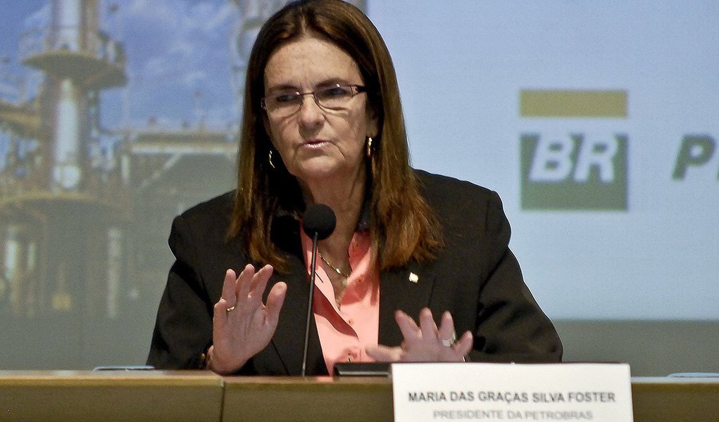 Então presidente da Petrobras, Graça Foster disse em reunião do Conselho em dezembro de 2014, que valores reais do esquema da Lava Jato só serão conhecidos daqui ‘três, cinco, dez anos’, “quando isso tudo for julgado e sair o valor dessa operação toda”, disse; “Não há a menor perspectiva racional de ter esse número exato. Não há”; sob o comando de Aldemir Bendine, a Petrobras divulgou em abril o balanço do terceiro trimestre de 2014, com estimativa de perda de R$ 6,194 bilhões em razão da corrupção entre os anos de 2004 e 2012 (Foto: Roberta Namour) Então presidente da Petrobras, Graça Foster disse em reunião do Conselho em dezembro de 2014, que valores reais do esquema da Lava Jato só serão conhecidos daqui ‘três, cinco, dez anos’, “quando isso tudo for julgado e sair o valor dessa operação toda”, disse; “Não há a menor perspectiva racional de ter esse número exato. Não há”; sob o comando de Aldemir Bendine, a Petrobras divulgou em abril o balanço do terceiro trimestre de 2014, com estimativa de perda de R$ 6,194 bilhões em razão da corrupção entre os anos de 2004 e 2012