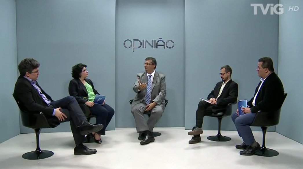 Governador eleito Flávio Dino (PC do B) destacou o resultado eleitoral como reflexo de que a população deseja mudança política visando à melhoria da qualidade de vida e dos indicadores sociais; “Precisamos acabar com o patrimonialismo, marca de um período de hegemonia no estado, pactuando uma relação republicana que estimule investidores privados, verticalizar as cadeias e estimular o ingresso de novos investidores, levando em conta as nossas vantagens competitivas”, disse (Foto: Leonardo Lucena) Governador eleito Flávio Dino (PC do B) destacou o resultado eleitoral como reflexo de que a população deseja mudança política visando à melhoria da qualidade de vida e dos indicadores sociais; “Precisamos acabar com o patrimonialismo, marca de um período de hegemonia no estado, pactuando uma relação republicana que estimule investidores privados, verticalizar as cadeias e estimular o ingresso de novos investidores, levando em conta as nossas vantagens competitivas”, disse
