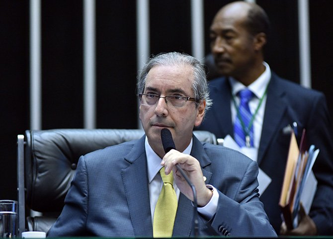 Cunha deu mais uma demonstração de que não há limites, nem mesmo civilizatórios, para a sua cruzada obscurantista e antipopular à frente do Legislativo (Foto: Bepe Damasco) Cunha deu mais uma demonstração de que não há limites, nem mesmo civilizatórios, para a sua cruzada obscurantista e antipopular à frente do Legislativo