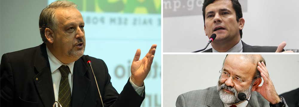Ministro das Comunicações, Ricardo Berzoini, classificou como "abuso" o mandado de condução coercitiva contra o tesoureiro do PT João Vaccari Neto, que foi levado a depor ontem na sede da PF em São Paulo; "Quando a pessoa sequer está indiciada não dá para falar em acusações", disse ele, em Belo Horizonte (Foto: Gisele Federicce) Ministro das Comunicações, Ricardo Berzoini, classificou como "abuso" o mandado de condução coercitiva contra o tesoureiro do PT João Vaccari Neto, que foi levado a depor ontem na sede da PF em São Paulo; "Quando a pessoa sequer está indiciada não dá para falar em acusações", disse ele, em Belo Horizonte