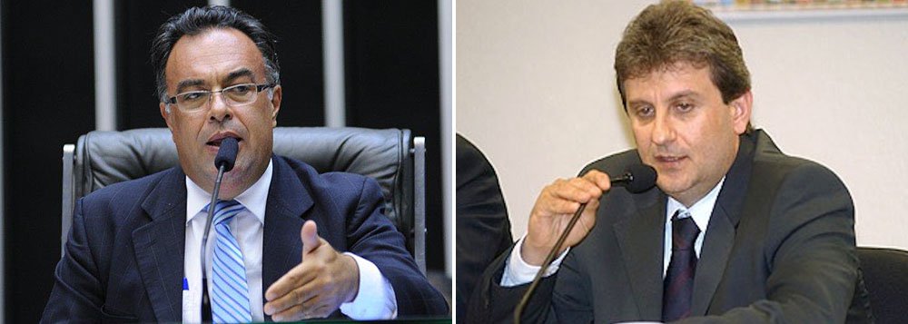 Deputado André Vargas renunciou ao cargo de vice-presidente da Câmara e se desfiliou do PT após denúncias de envolvimento com o doleiro Alberto Youssef, preso pela PF na Operação Lava-Jato; ele apresentou oito testemunhas de defesa para processo no Conselho de Ética, todas do Paraná, e pediu que processo contra ele corra em sigilo (Foto: Roberta Namour) Deputado André Vargas renunciou ao cargo de vice-presidente da Câmara e se desfiliou do PT após denúncias de envolvimento com o doleiro Alberto Youssef, preso pela PF na Operação Lava-Jato; ele apresentou oito testemunhas de defesa para processo no Conselho de Ética, todas do Paraná, e pediu que processo contra ele corra em sigilo