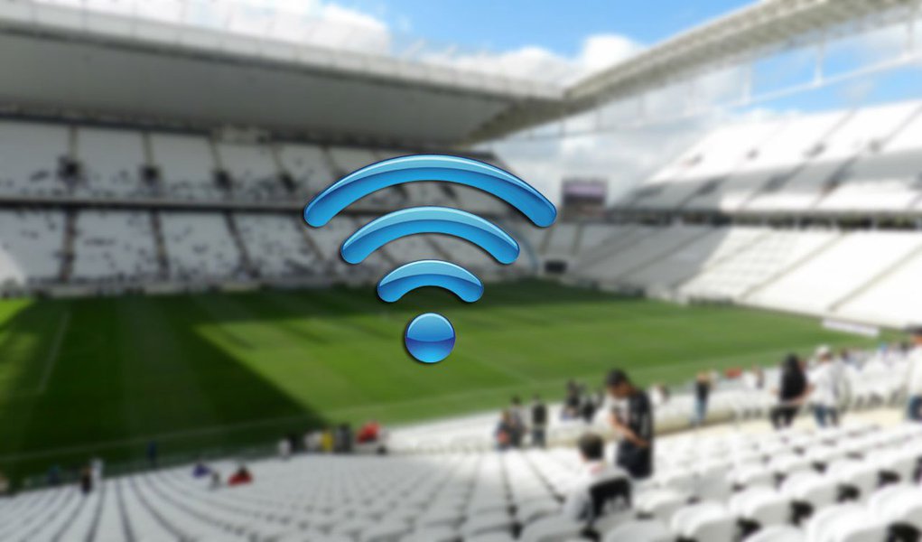 Motivo foi a falta de acordo entre as operadoras de telefonia e as administrações dos estádios; na Arena Corinthians (São Paulo), Arena Pernambuco (Recife), Arena das Dunas (Natal), no Estádio Castelão (Fortaleza), Mineirão (Belo Horizonte) e na Arena da Baixada (Curitiba), os torcedores contarão apenas com 3G e 4G (Foto: Gisele Federicce) Motivo foi a falta de acordo entre as operadoras de telefonia e as administrações dos estádios; na Arena Corinthians (São Paulo), Arena Pernambuco (Recife), Arena das Dunas (Natal), no Estádio Castelão (Fortaleza), Mineirão (Belo Horizonte) e na Arena da Baixada (Curitiba), os torcedores contarão apenas com 3G e 4G
