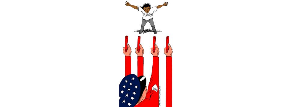 Cartunista Carlos Latuff traz à tona o caso do jovem negro que foi morto por um policial branco em Ferguson, no estado americano de Missouri; violência policial é problema comum entre os dois países (Foto: Gisele Federicce) Cartunista Carlos Latuff traz à tona o caso do jovem negro que foi morto por um policial branco em Ferguson, no estado americano de Missouri; violência policial é problema comum entre os dois países
