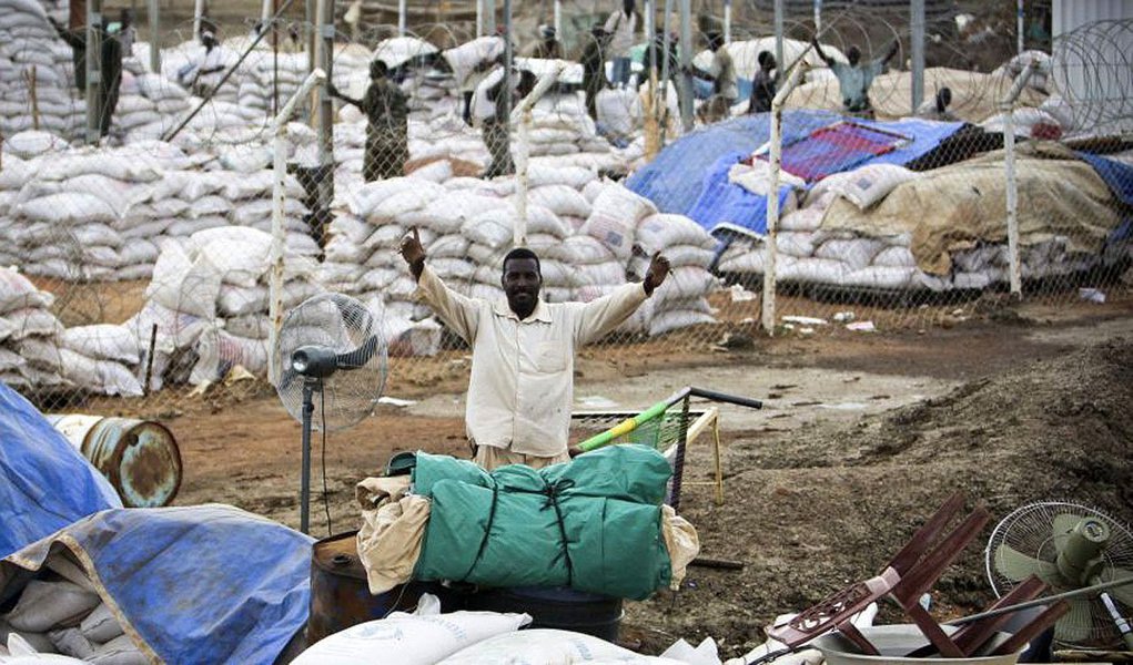 Segundo a ONU, tropas ligadas ao antigo vice-presidente sul-sudanês Riek Machar, que lutam desde meados de dezembro contra o exército governamental, massacraram este mês centenas de civis por motivos étnicos na localidade de Bentiu (Foto: Roberta Namour) Segundo a ONU, tropas ligadas ao antigo vice-presidente sul-sudanês Riek Machar, que lutam desde meados de dezembro contra o exército governamental, massacraram este mês centenas de civis por motivos étnicos na localidade de Bentiu