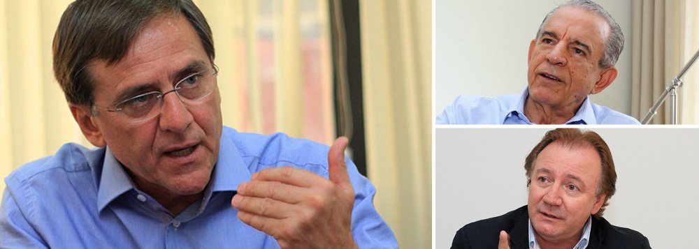 Reunião nesta segunda-feira azedou ainda mais relação entre as legendas; PT deixou claro que só tem condições de avaliar manutenção da aliança caso o PMDB anuncie quem será candidato ao governo até o próximo dia 29; é nesta data que o PT vai lançar Antônio Gomide ao governo e como o PMDB diz não ser possível definir entre Iris Rezende e Júnior Friboi em tão pouco tempo, o rompimento é quase que inevitável; oposição caminha para ter três candidatos no primeiro turno: Gomide, Iris ou Friboi e Vanderlan pelo PSB (Foto: José Barbacena) Reunião nesta segunda-feira azedou ainda mais relação entre as legendas; PT deixou claro que só tem condições de avaliar manutenção da aliança caso o PMDB anuncie quem será candidato ao governo até o próximo dia 29; é nesta data que o PT vai lançar Antônio Gomide ao governo e como o PMDB diz não ser possível definir entre Iris Rezende e Júnior Friboi em tão pouco tempo, o rompimento é quase que inevitável; oposição caminha para ter três candidatos no primeiro turno: Gomide, Iris ou Friboi e Vanderlan pelo PSB